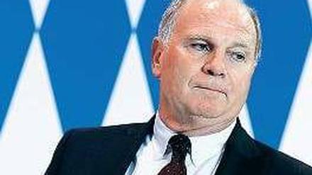Nützliche Razzia. Uli Hoeneß wird wegen Steuerhinterziehung angeklagt. Foto: Reuters