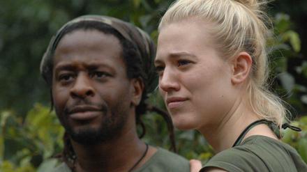 Larissa Marolt und Mola Adebisi. 'Alle Infos zu 'Ich bin ein Star - Holt mich hier raus!' im Special bei RTL.de.
