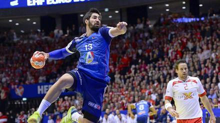 Nikola Karabatic fliegt mit Frankreich zum EM-Titel.