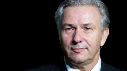 Wird der Fall Schmitz zu einem Fall Wowereit? Berlins Regierender Bürgermeister strapaziert die Geduld der SPD.
