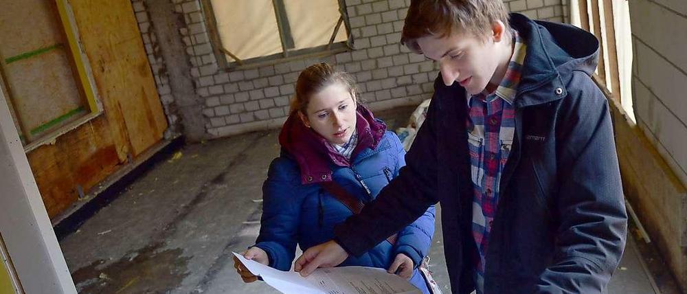 Die rechte Hand vom Architekten. Jonas Baier macht eine Ausbildung zum Bauzeichner. Auch auf der Baustelle ist er Ansprechpartner.