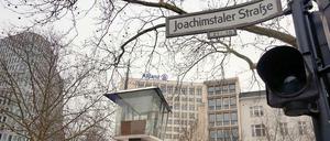 Schilder oder Schilda? Die Joachimstaler Straße schrieb sich früher mit „H“, anders als der Joachimstaler Platz.