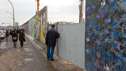6,10 Meter - so breit ist die Lücke in der East Side Gallery