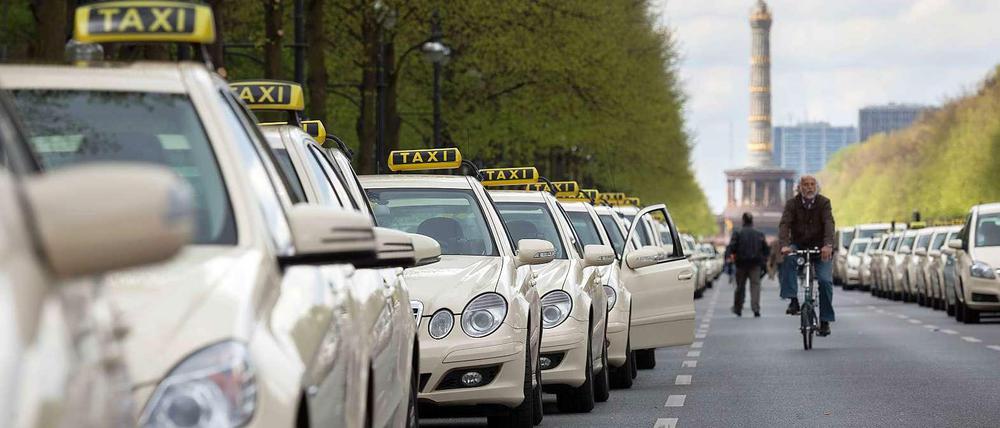 Zu den bekannten Taxis sollen sich bald auch Premium-Modelle gesellen.