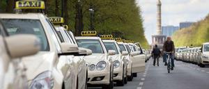 Zu den bekannten Taxis sollen sich bald auch Premium-Modelle gesellen.