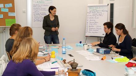 Lockere Atmosphäre und volle Konzentration während des Seminars.