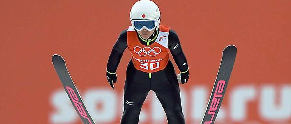 Teenager im Überflug. Sara Takanashi ist die große Favoritin im Skispringen, die 17-jährige Japanerin hat in dieser Saison zehn von 13 Weltcups gewonnen.