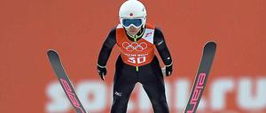 Teenager im Überflug. Sara Takanashi ist die große Favoritin im Skispringen, die 17-jährige Japanerin hat in dieser Saison zehn von 13 Weltcups gewonnen.