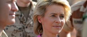 Weil die Presse früher über ihre Pläne bescheid wusste die die Parteikollegen, zog Ursula von der Leyen Unmut auf sich.