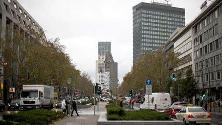 In die Santander-Filiale in der Tauentzienstraße drangen Unbekannte am Montagfrüh ein.