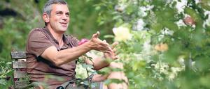 Eine echte Laubenpiepe. Wladimir Kaminer hat ein gewisses Talent. Er kann Bücher schreiben („Russendisko“), gute Musik auflegen. Und einen grünen Daumen hat er auch. Kaminer schätzt Kleingärten und hat auch darüber ein Buch verfasst. Foto: dpa