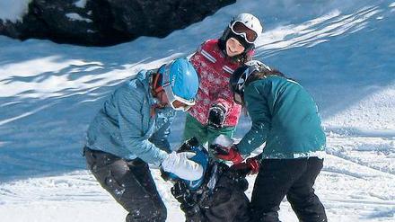 Zünftig. Schneeballschlachten kommen offenbar nie aus der Mode.