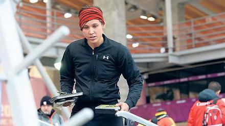 Hingucker. Bobbremserin Lolo Jones erregt in den USA viel Aufmerksamkeit – mit ihrem Aussehen, ihren Aussagen und ihrer kurz vor dem Ziel verpassten Olympiamedaille im Hürdenlauf. 