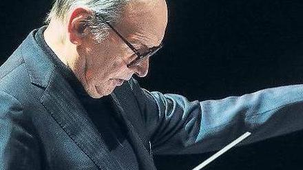 Der Unbestechliche. Ennio Morricone am Dirigentenpult. 