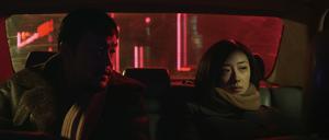 Polizist Wang (Fan Liao) nähert sich der Wäscherin Wu (Lun Mei Gwei)