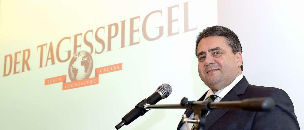 Vizekanzler, Minister, SPD-Chef: Auch Sigmar Gabriel hat jetzt "Agenda" auf der Agenda. Am Donnerstagabend sprach er im Verlagsgebäude des Tagesspiegels am Askanischen Platz vor rund 500 Gästen. 