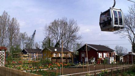 Mit der Seilbahn in den Garten? Aber klar, so war das schon bei der IGA in Rostock vor gut zehn Jahren. Da konnte man den Kleingärtnern bis auf den Frühstückstisch gucken. 