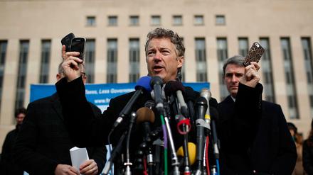 Will nicht abgehört werden. Der republikanische US-Senator und mögliche zukünftige Präsidentschaftskandidat Rand Paul mobilisiert gegen Obama.