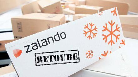 Viele Pakete, kein Gewinn. Zalando macht zwar 1,8 Milliarden Euro Umsatz, schreibt aber rote Zahlen. Foto: dpa/Montage: Daniel Streuber