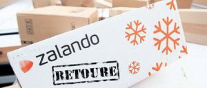 Viele Pakete, kein Gewinn. Zalando macht zwar 1,8 Milliarden Euro Umsatz, schreibt aber rote Zahlen. Foto: dpa/Montage: Daniel Streuber