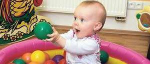 Das Runde geht ins Haus. Nur 3,6 Quadratmeter stehen einem durchschnittlichen Berliner Kind als eigener Raum zur Verfügung. Das liegt auch daran, dass sich in großen Familien oft mehrere Kinder ein Zimmer teilen.