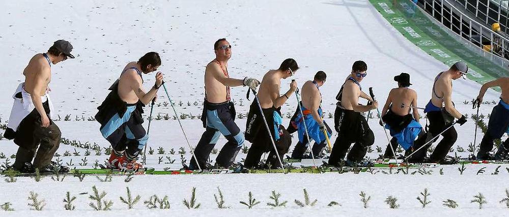 Kontrast: Eine perfekte Einstellung aufs wechselhafte Wetter in Sotschi fällt schwer.