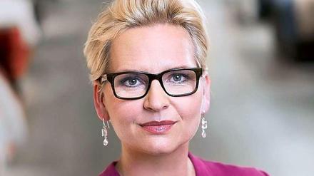 Von deutschen Innenstädten hat Eva-Lotta Sjöstedt in den vergangenen Monaten schon so einiges gesehen. 47 Karstadt-Filialen besuchte die künftige Chefin des Warenhaus-Konzerns bereits. Doch offiziell übernimmt sie die Führung des Warenhais-Konzerns erst an diesem Montag.