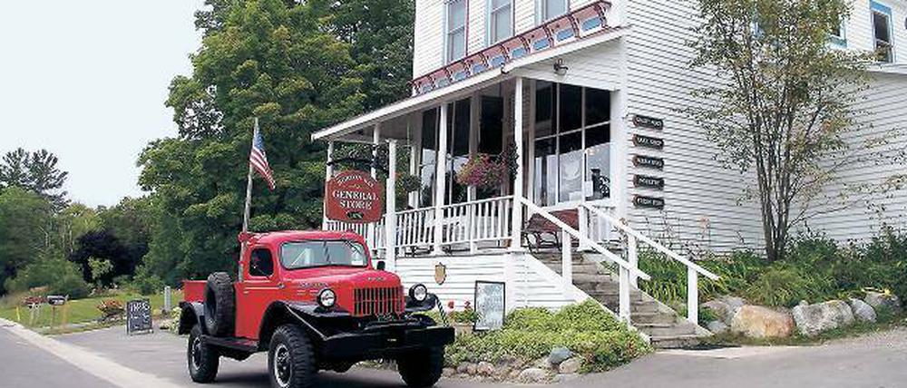 Der General Store eines Ortes ist immer die erste Wahl, um Erkundigungen einzuholen. So auch in Horton Bay, wo Einheimische oft gern von Ernest Hemingway erzählen. 
