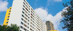 Das Märkische Viertel wird in großem Stil saniert und zieht jetzt auch wieder Mieter an. Die Wohnungsnot ist aber noch nicht so groß, dass hippe Leute herziehen würden. 