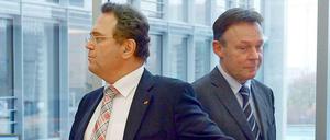 Hans-Peter Friedrich (CSU) und Thomas Oppermann (SPD).