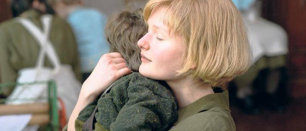 Die junge Philomena im Film (gespielt von Sophie Kennedy Clark).