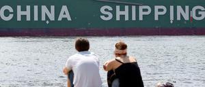 Chinesischen Produkten bescheinigen die befragten Deutschen ein gutes Preis-Leistungsverhältnis. Gleichzeitig steht der Fälschungsverdacht immer im Raum.