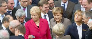 Der Bundestag hat der umstrittenen Erhöhung der Diäten zugestimmt.