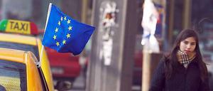 Für junge Leute in Europa bedeutet die EU Reisefreiheit und Krise zur selben Zeit.