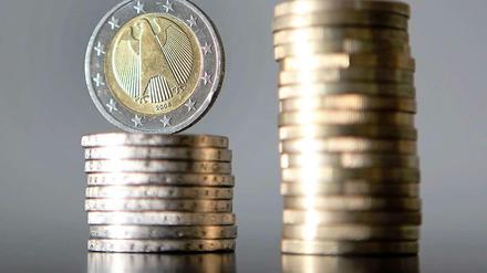 Haufenweise Geld: Alles zusammengerechnet ist der deutsche Staatshaushalt im Plus. Aber es gibt trotzdem neue Schulden.