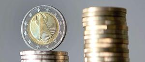 Haufenweise Geld: Alles zusammengerechnet ist der deutsche Staatshaushalt im Plus. Aber es gibt trotzdem neue Schulden.