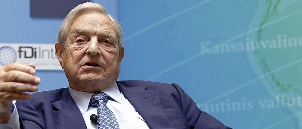 George Soros, 83, gilt als einer der bekanntesten Hedgefonds-Manager der Welt. Der gebürtige Ungar erzwang 1992 mit einer Wette den Ausstieg des britischen Pfund aus dem Europäischen Währungssystem. Heute spendet der Milliardär viel für wohltätige Zwecke.