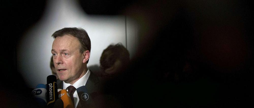 Im Fokus: SPD-Fraktionschef Thomas Oppermann soll zurücktreten - findet zumindest eine Mehrheit der deutschen Wahlberechtigten.