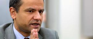 Sebastian Edathy hat bereits zugegeben, kinderpornografisches Material bestellt zu haben, allerdings hält er dies für strafrechtlich irrelevant.