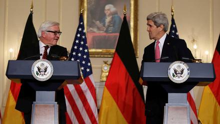 Frank-Walter Steinmeier und John Kerry wollen deutsch-amerikanisches Verhältnis bessern.