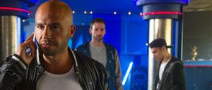 Wie nah ist die Fiktion an der Wirklichkeit? Hassan Nidal (Dar Salim, v.l.) ist im Tatort" „Anführer“ eines kriminellen Clans, zu dem auch Mesut „Sunny“ Sömnez (Matthias Weidenhöfer) und Mo Nidal (Hassan Akkouch) gehören. 
