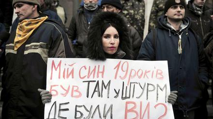 Vor dem ukrainischen Parlament in Kiew.