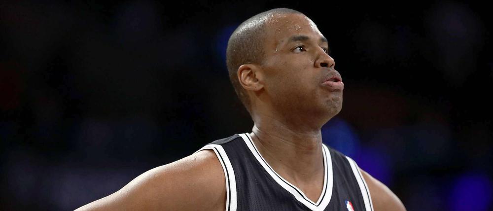 Jason Collins von den Brooklyn Nets gibt sein Comeback gegen die Los Angeles Lakers.