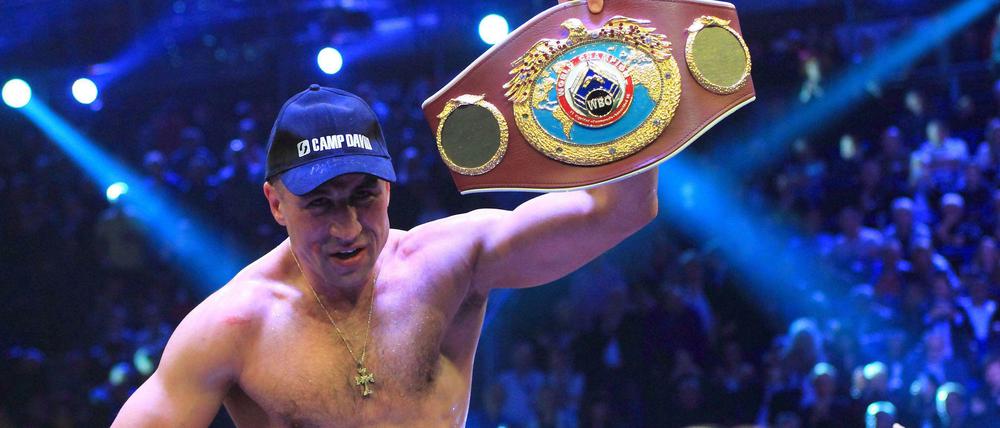 Er hat ihn zurück, den WBO-Titel. In der Nacht zum Sonntag siegte Abraham über Stieglitz.