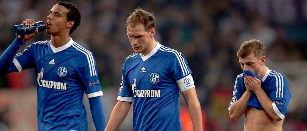 Zu groß für Schalke. Der deutsche Klub erlebte gegen Real Madrid ein Desaster. Beim 1:6 ließen die Schalker jeglichen Widerstandsgeist vermissen. 