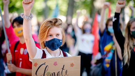 Politische Generation? Es gibt immer große Teile einer Generation, die von den großen Ereignissen nicht berührt werden, sagt Rucht.