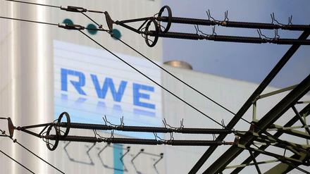 Der Energiekonzern RWE hat im vergangenen Jahr einen Nettoverlust von 2,8 Milliarden Euro verbucht. 