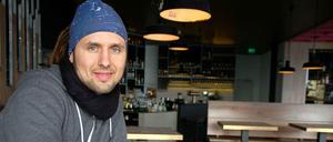 Der Küchenchef Björn Moschinski in dem Friedrichshainer Restaurant "MioMatto". Hier is(s)t alles vegan. 