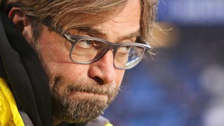 BVB-Trainer Jürgen Klopp sah sich in St. Petersburg den Künsten eines Dolmetschers ausgeliefert.