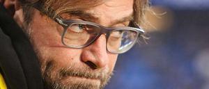 BVB-Trainer Jürgen Klopp sah sich in St. Petersburg den Künsten eines Dolmetschers ausgeliefert.